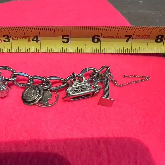 Monet Vintage 7” Charm Bracelet, DC & More - Picture 3 of 11